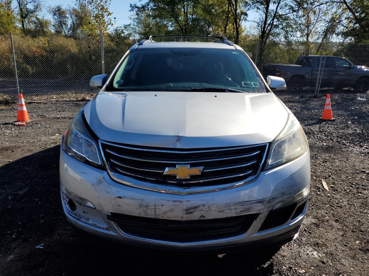 2017 Chevrolet Traverse - zdjęcie 5