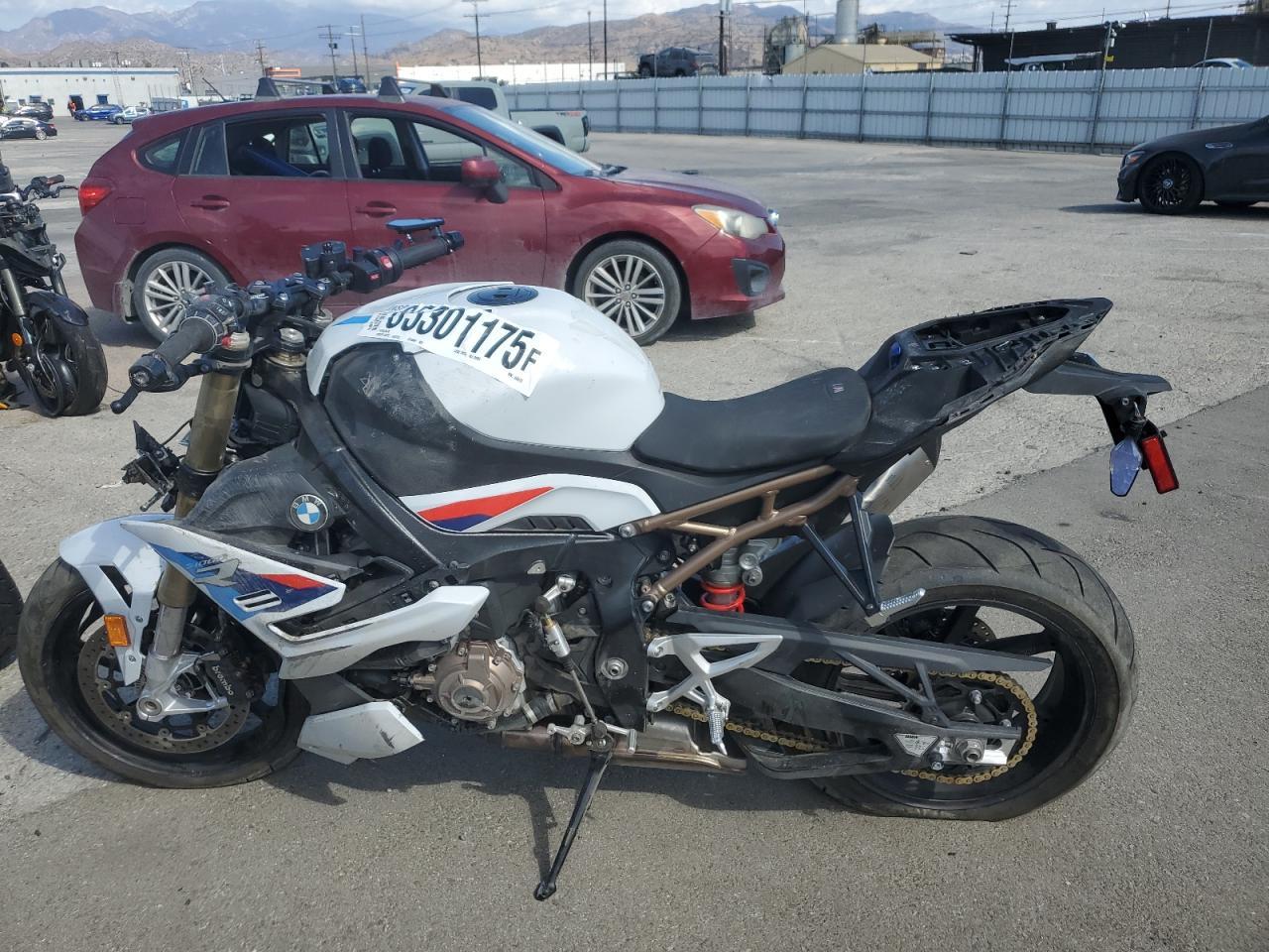 2024 BMW S 1000 R - zdjęcie 3