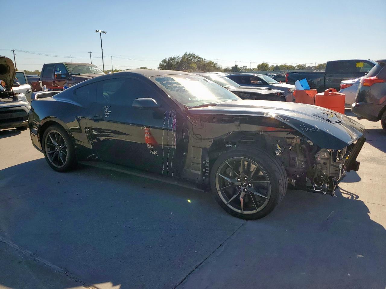 2024 Ford Mustang - zdjęcie 4