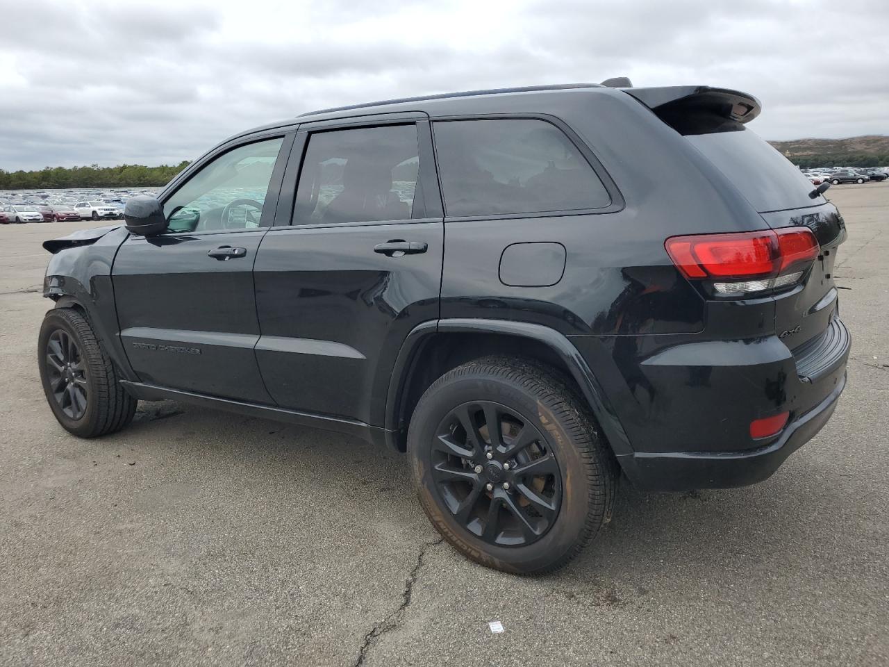 2019 Jeep Grand Cherokee - zdjęcie 2