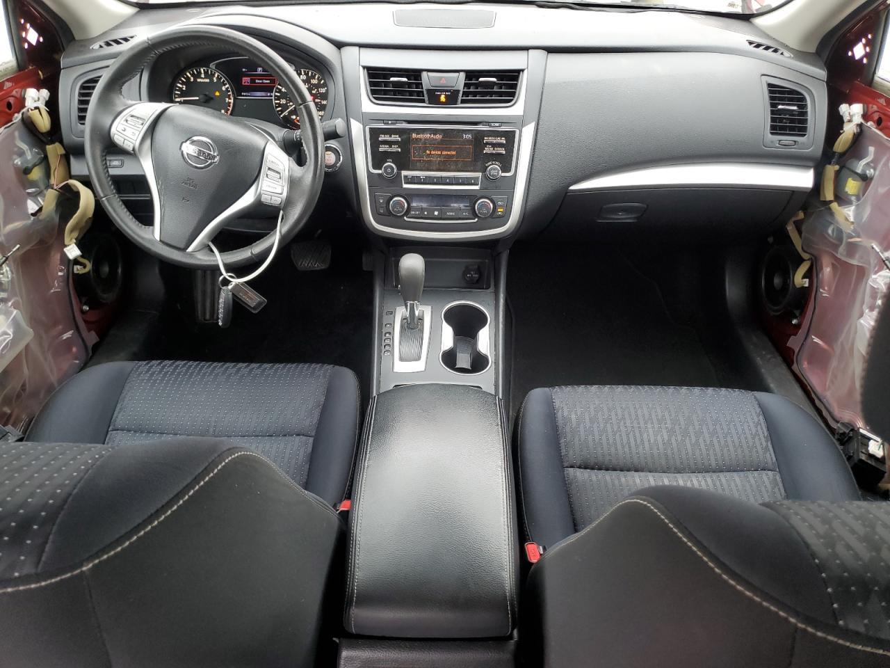 2017 Nissan Altima - zdjęcie 8