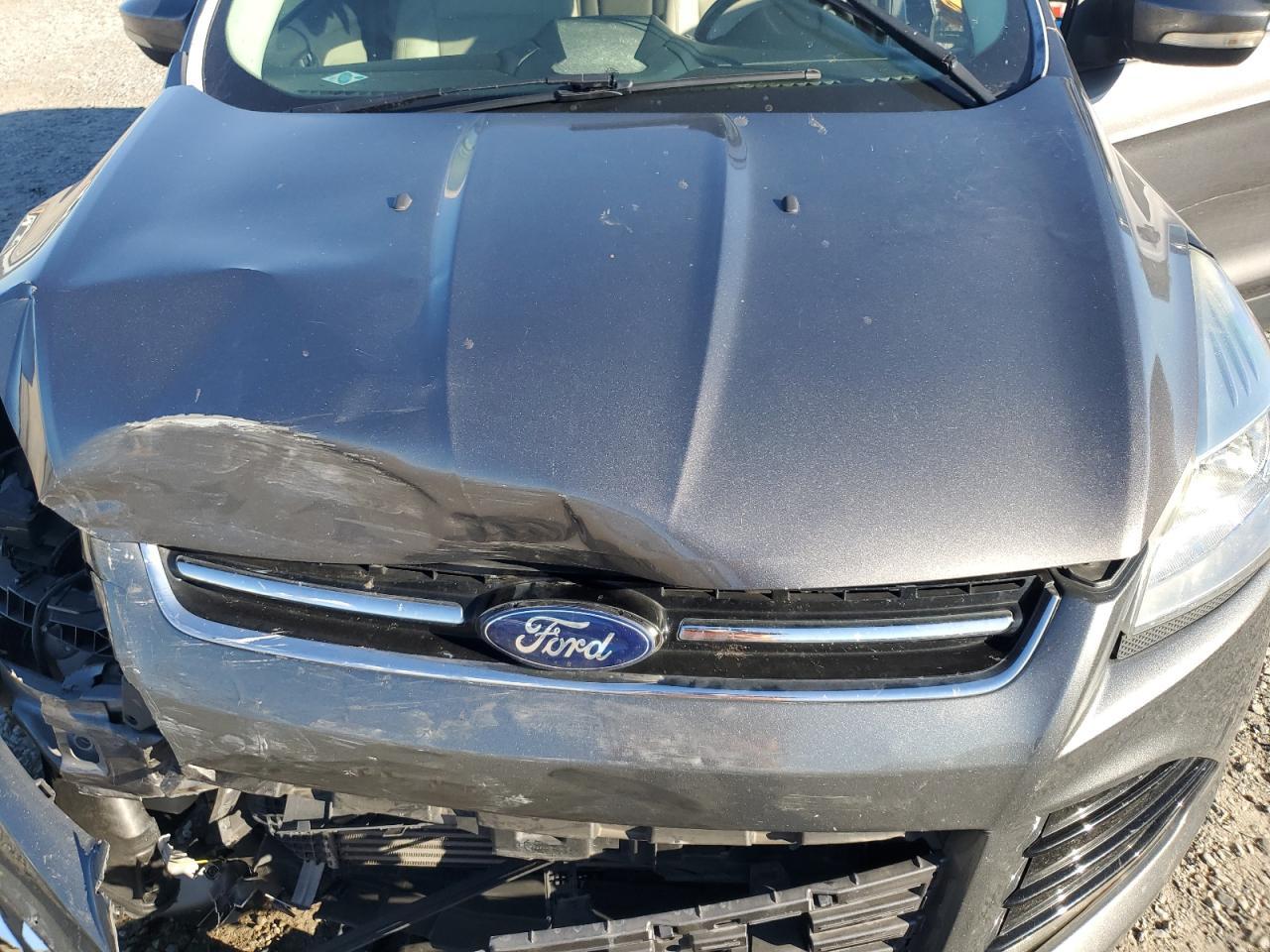 2014 Ford Escape Titanium - zdjęcie 12