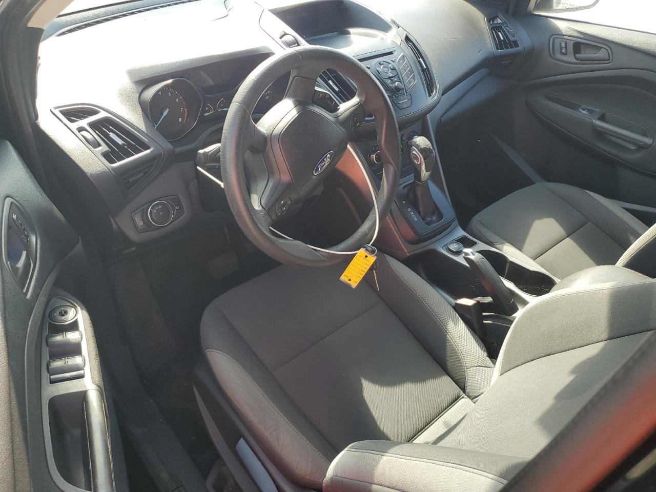 2013 Ford Escape S - zdjęcie 8