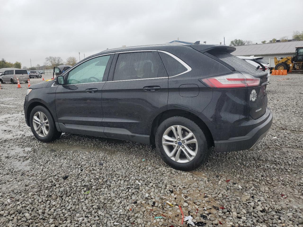 2019 Ford Edge - zdjęcie 2