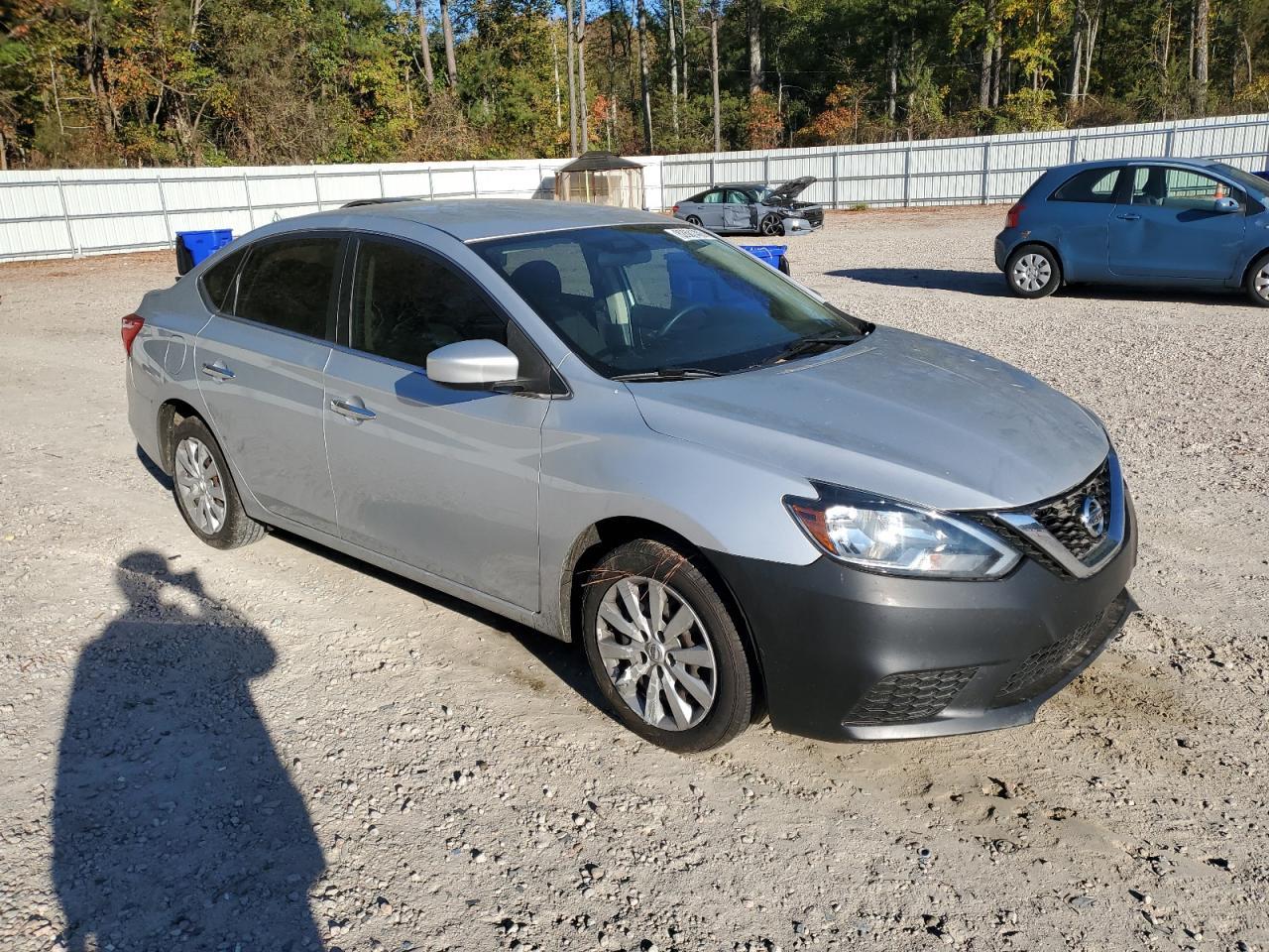 2018 Nissan Sentra S - zdjęcie 4