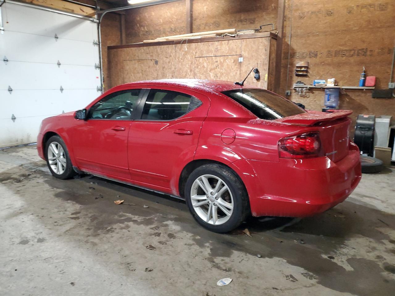 2013 Dodge Avenger - zdjęcie 2