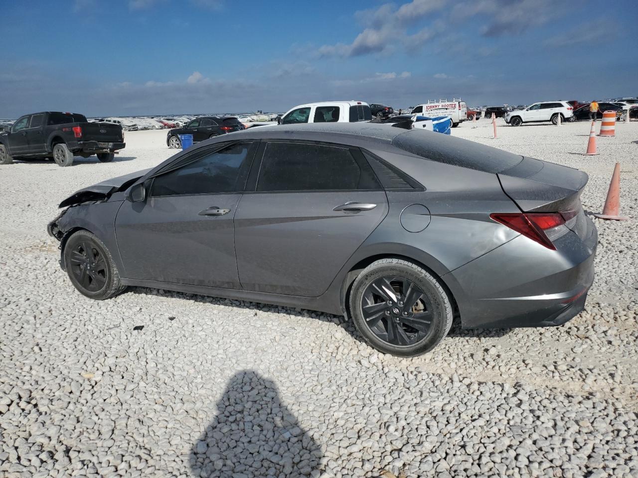 2021 Hyundai Elantra - zdjęcie 2