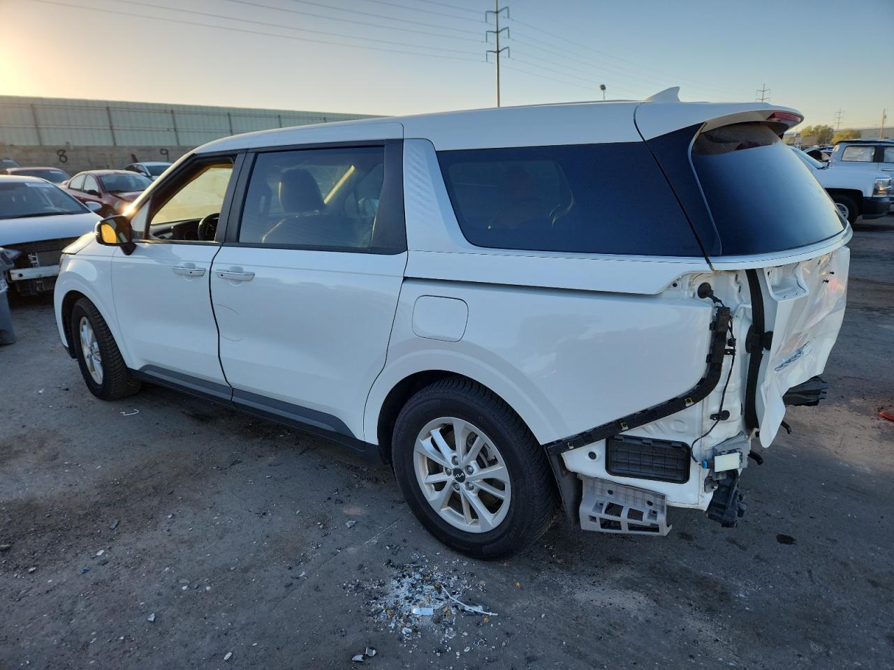 2023 Kia Carnival - zdjęcie 2