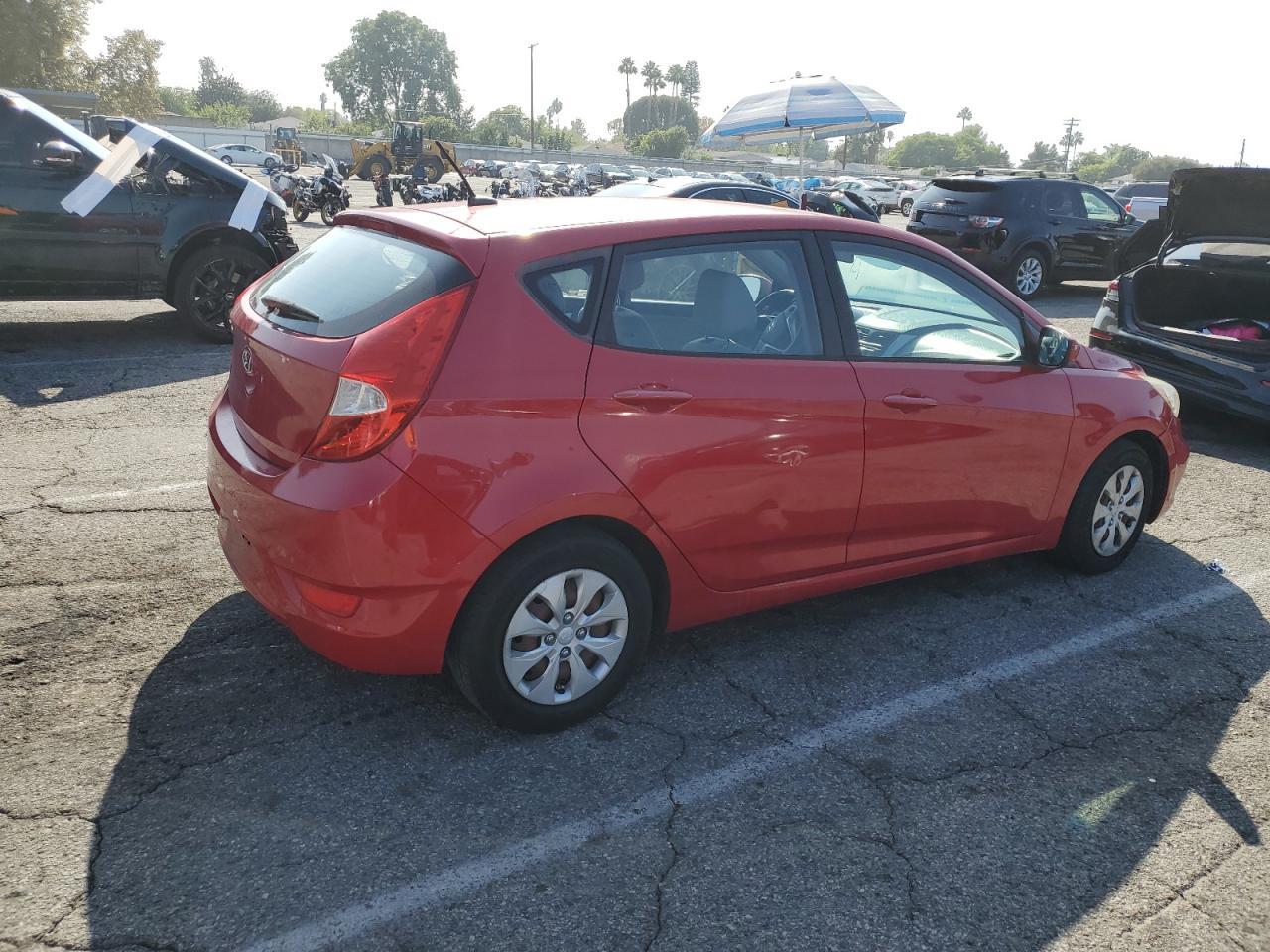 2016 Hyundai Accent Se - zdjęcie 3