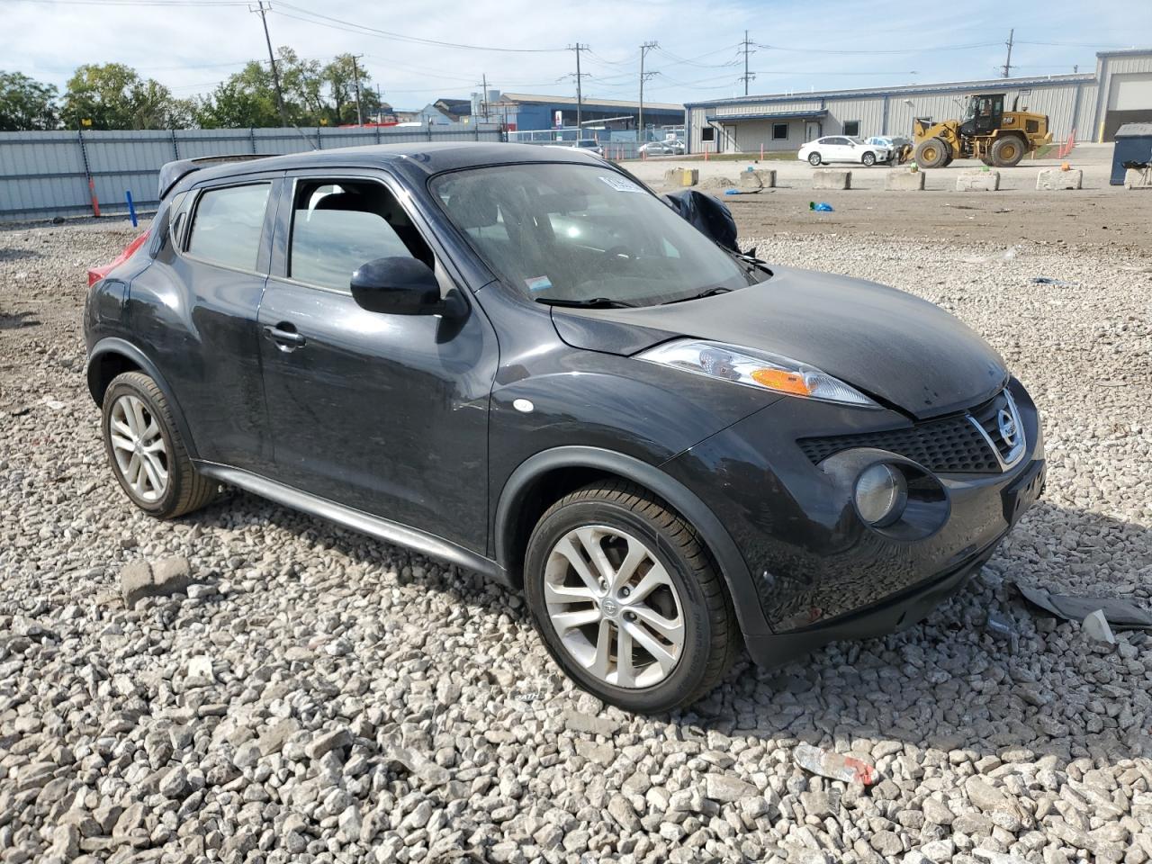 2014 Nissan Juke S - zdjęcie 4