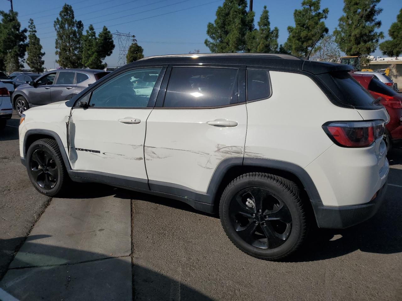 2019 Jeep Compass - zdjęcie 2