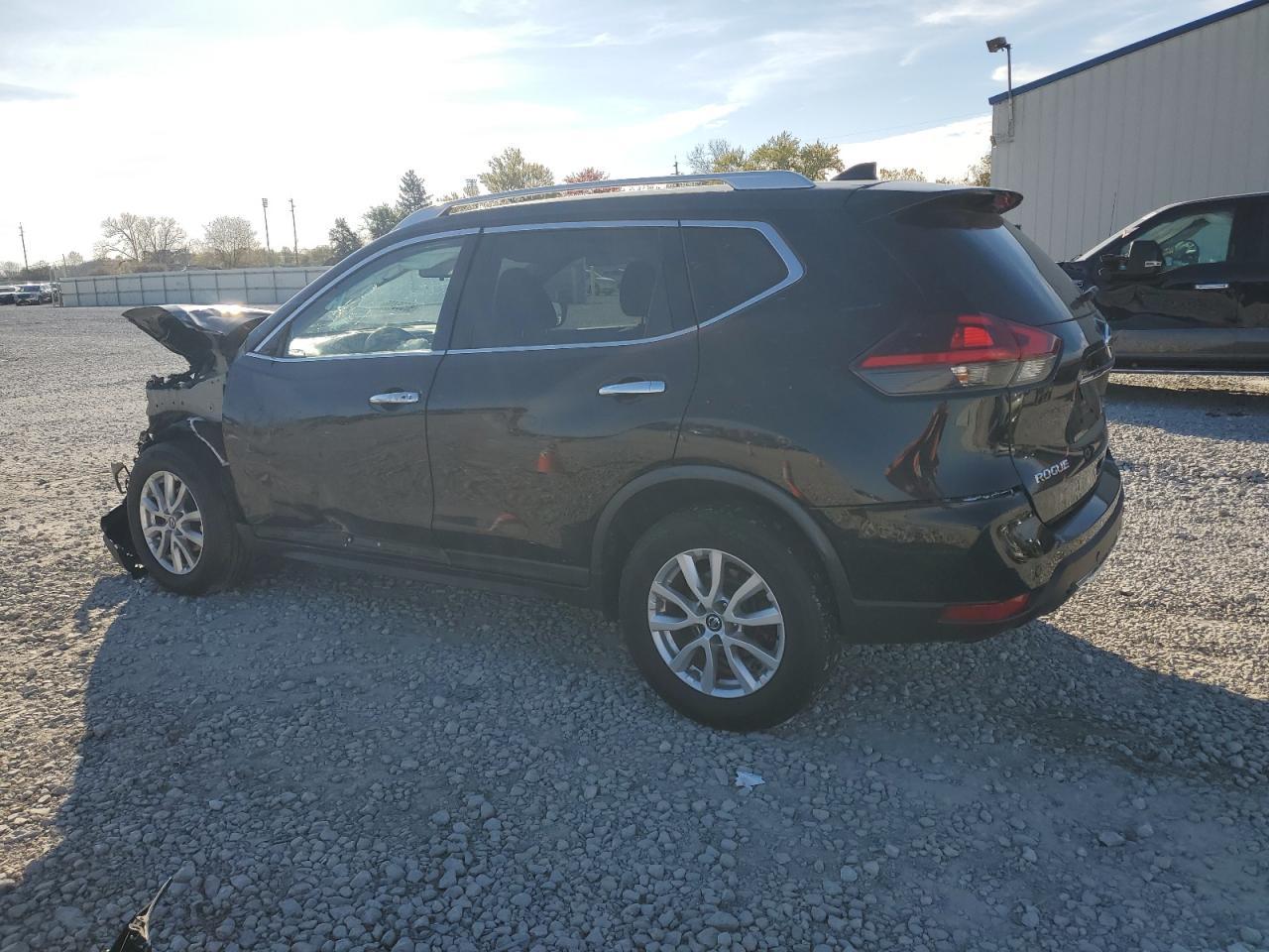 2019 Nissan Rogue - zdjęcie 2