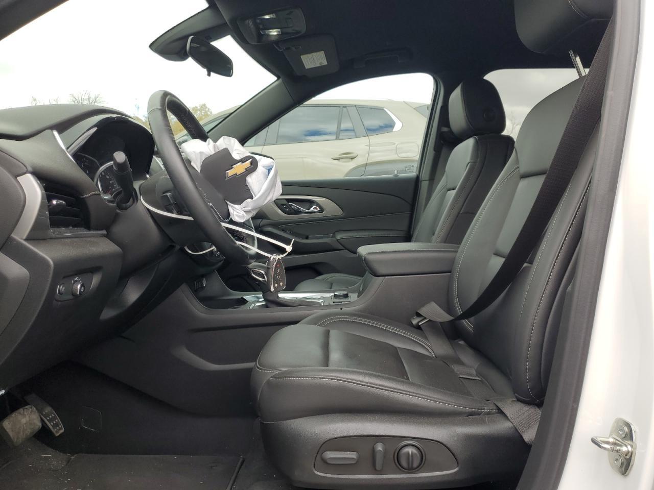 2023 Chevrolet Traverse - zdjęcie 7