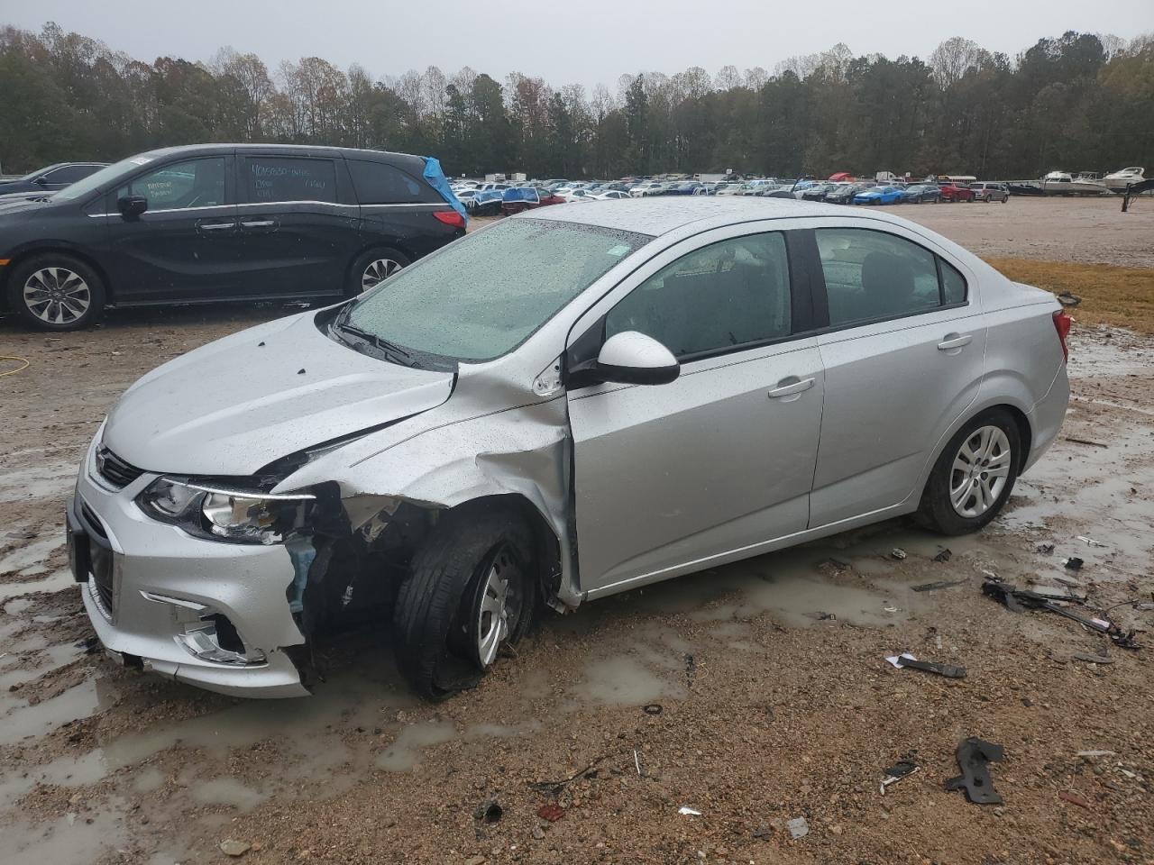 2019 Chevrolet Sonic Ls - zdjęcie główne