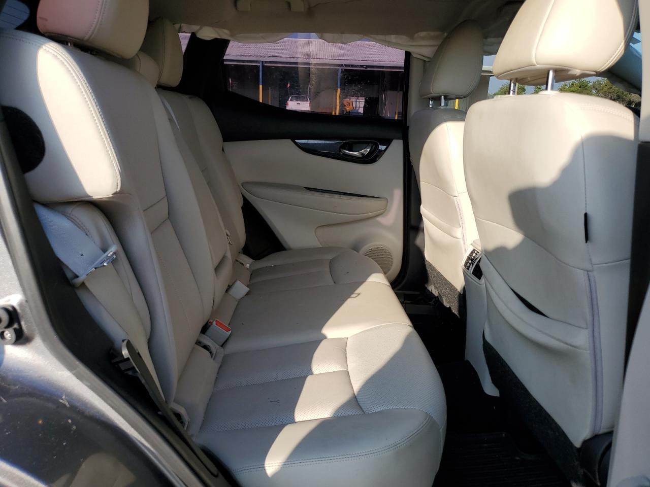 2022 Nissan Rogue Sport Sl - zdjęcie 10