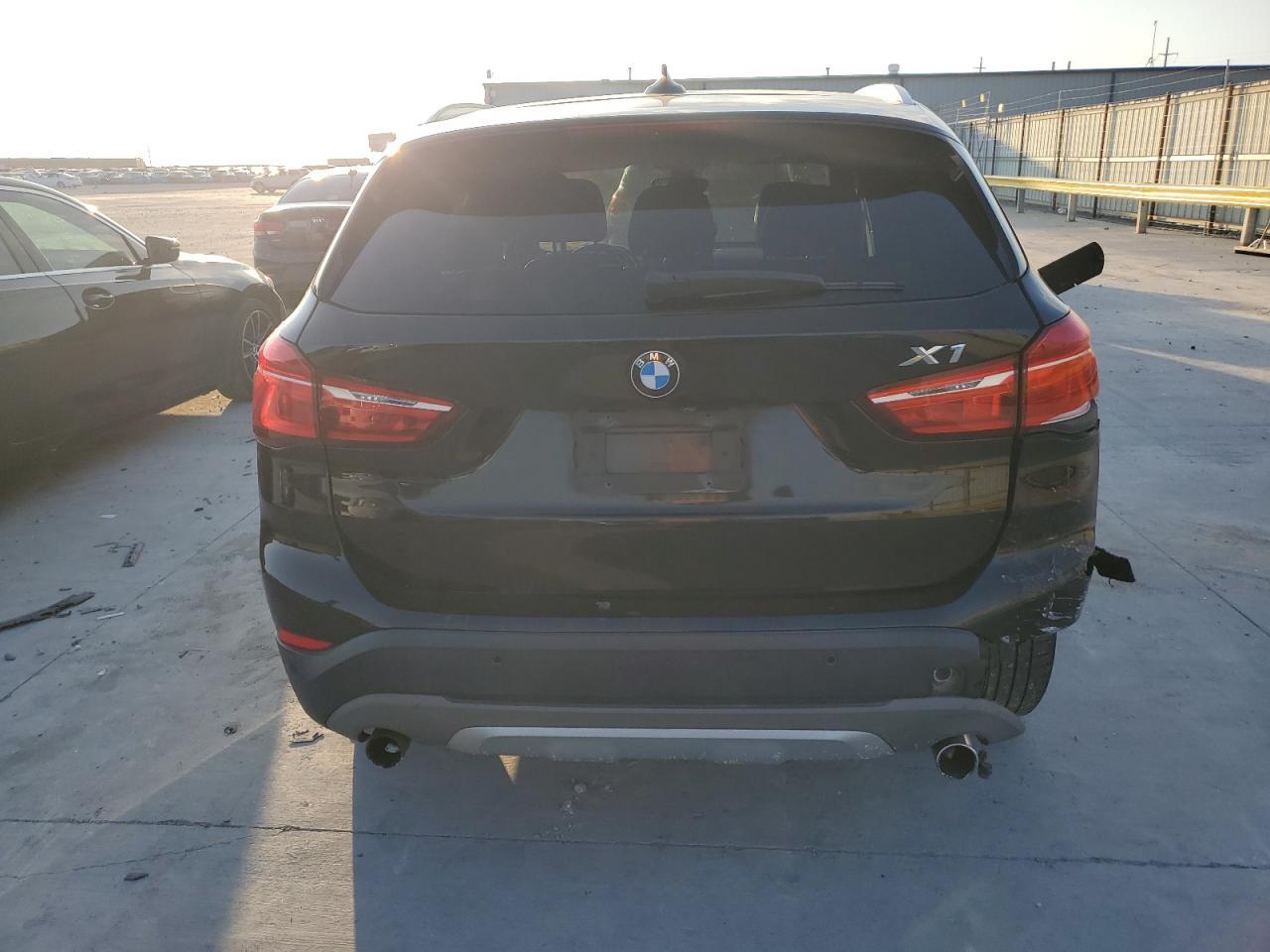 2017 BMW X1 - zdjęcie 6