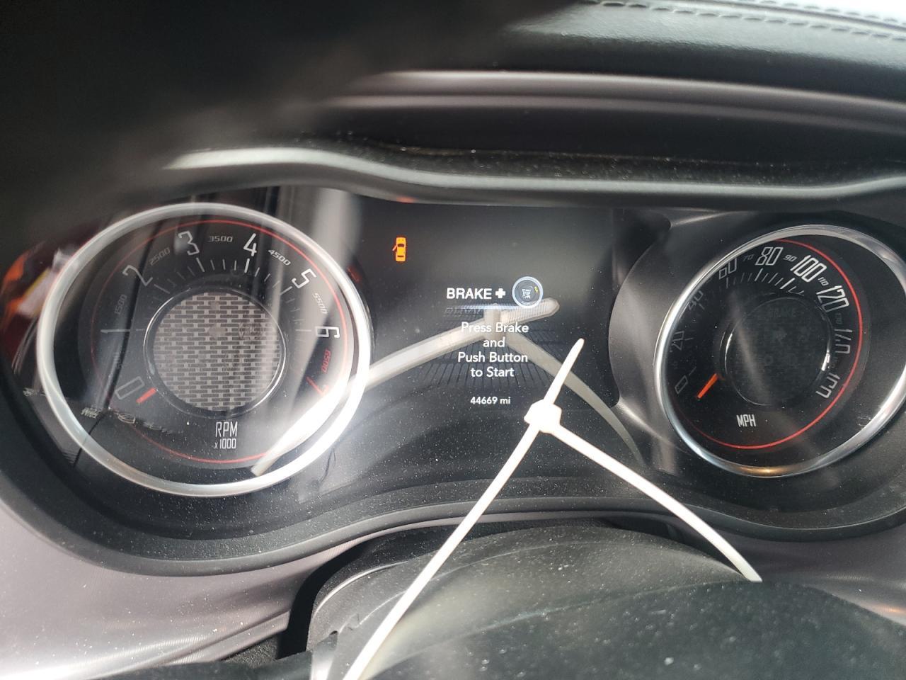 2023 Dodge Challenger Sxt - zdjęcie 9