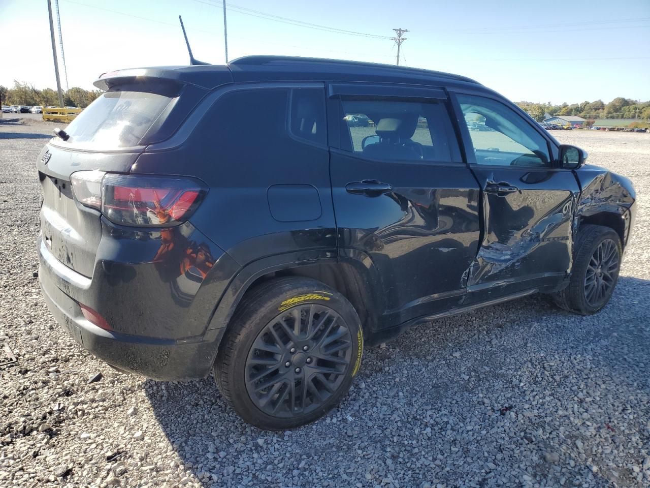 2022 Jeep Compass Limited - zdjęcie 3