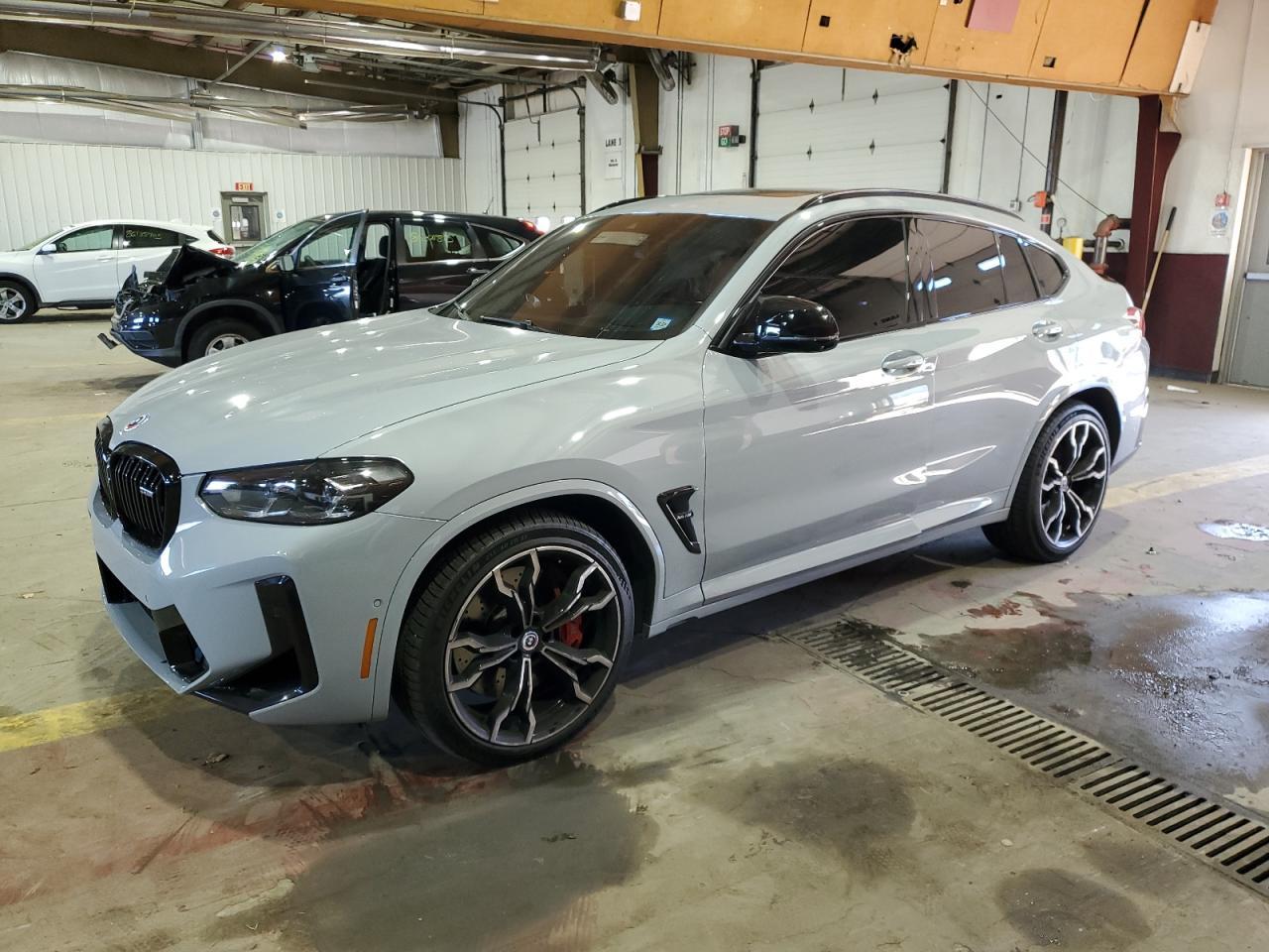 2023 BMW X4