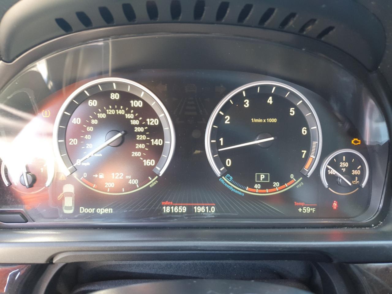 2014 BMW 535 Xi - zdjęcie 9