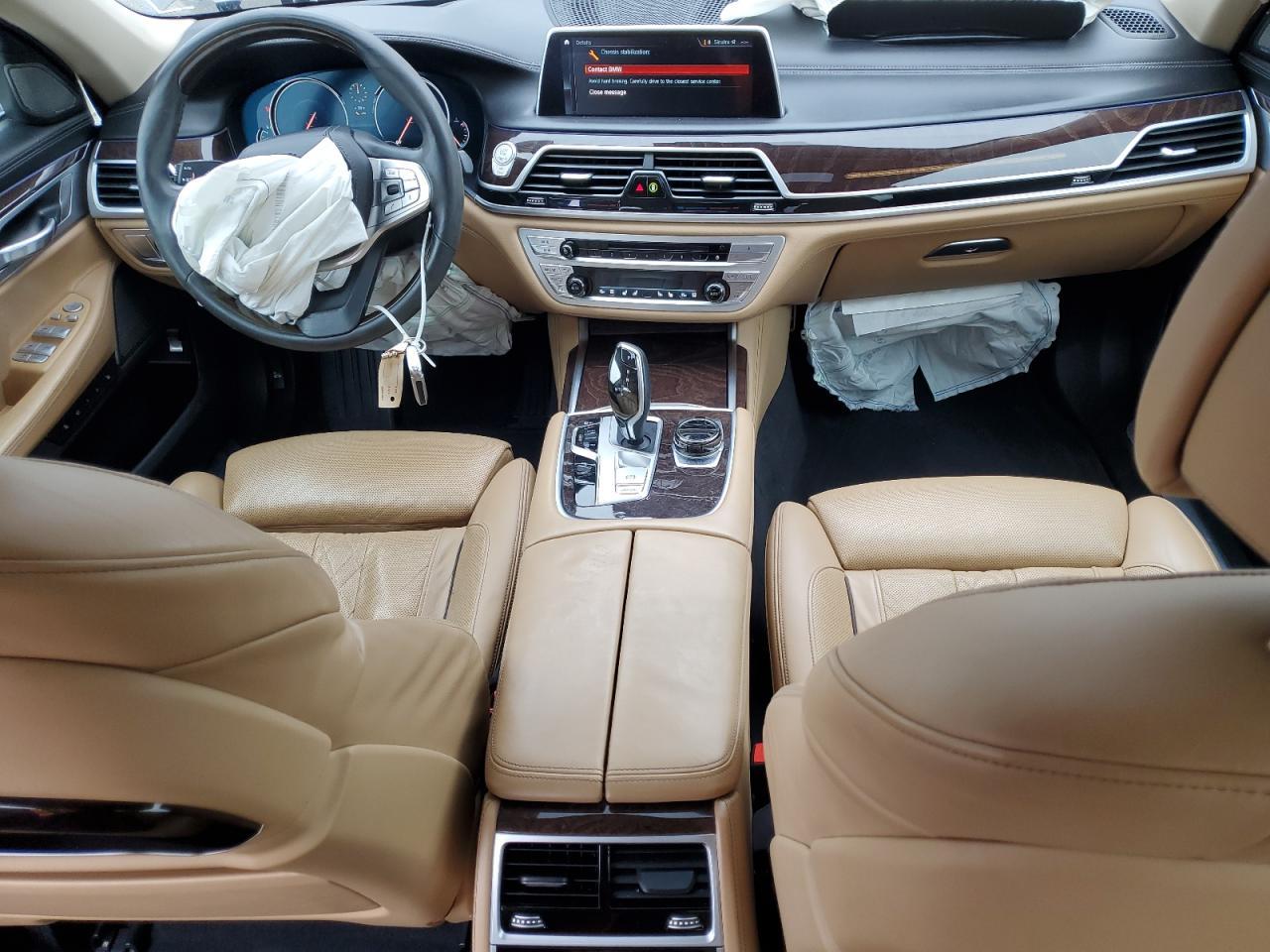 2019 BMW Seria 7 - zdjęcie 8