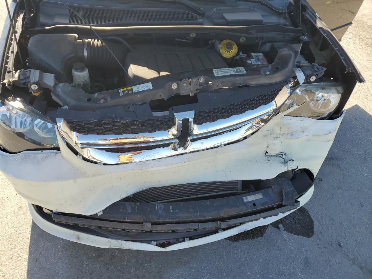 2017 Dodge Grand Caravan Gt - zdjęcie 12