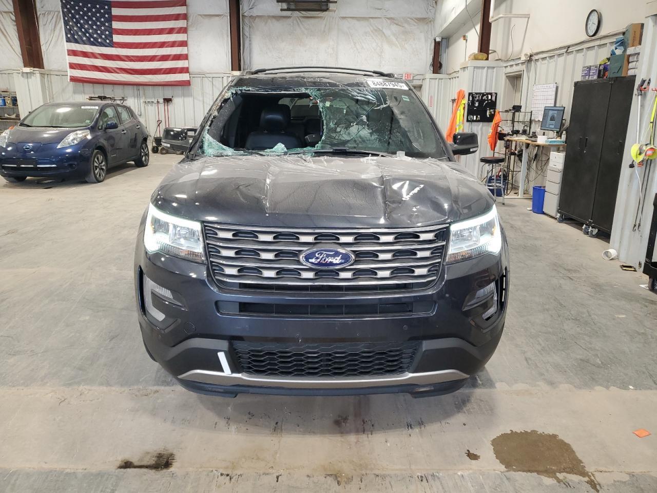 2017 Ford Explorer - zdjęcie 5