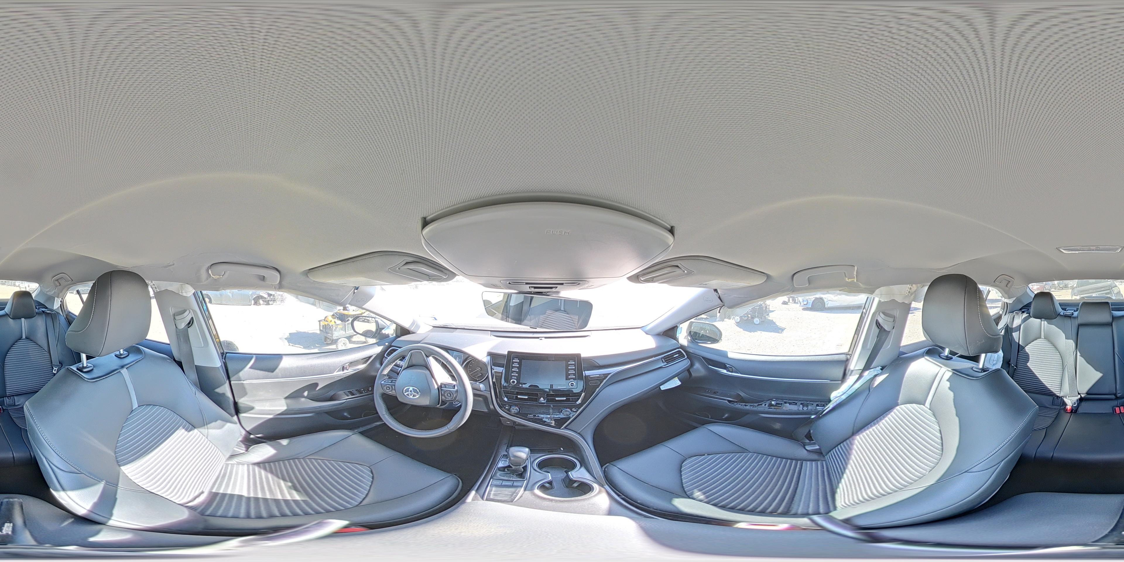 2024 Toyota Camry - zdjęcie 14