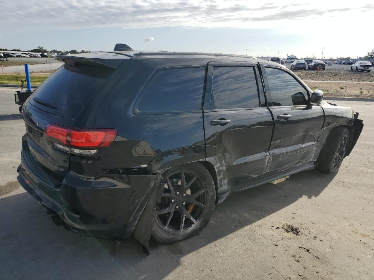 2018 Jeep Grand Cherokee - zdjęcie 3