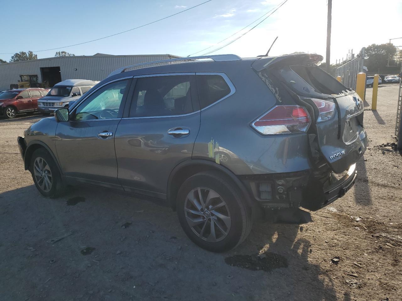 2016 Nissan Rogue - zdjęcie 2