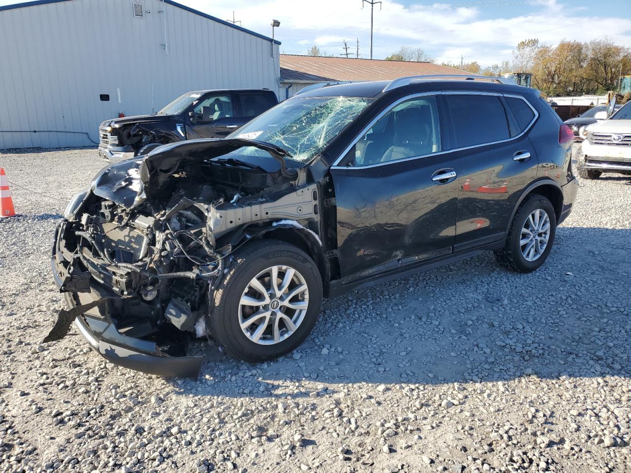 2019 Nissan Rogue - zdjęcie główne