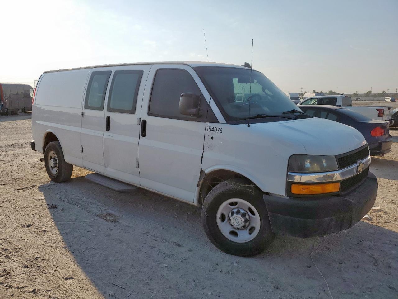 2018 Chevrolet Express G3500 - zdjęcie 4