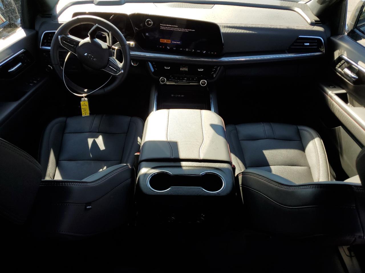 2025 Chevrolet Suburban K1500 Rst - zdjęcie 8
