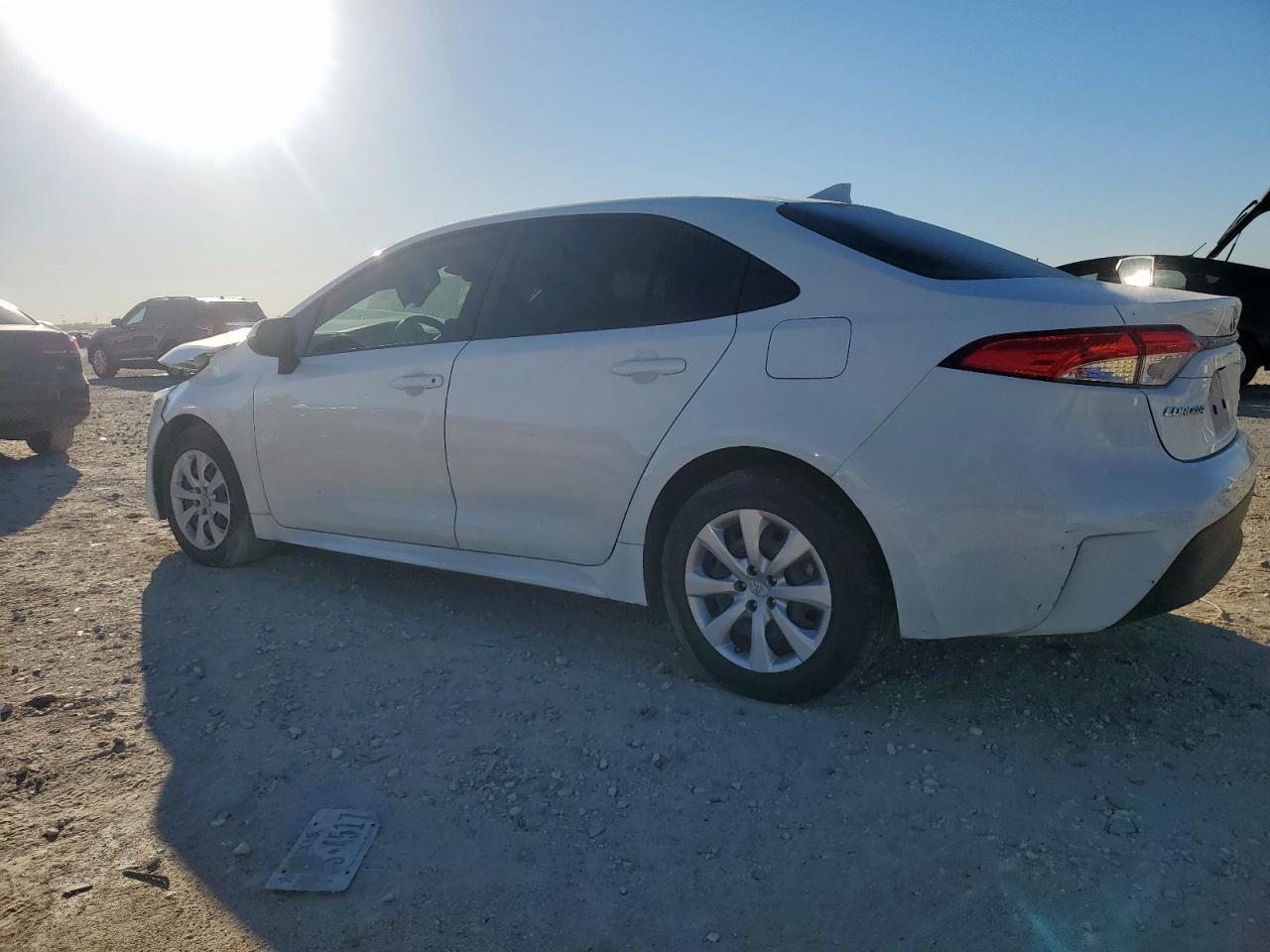 2024 Toyota Corolla Le - zdjęcie 2