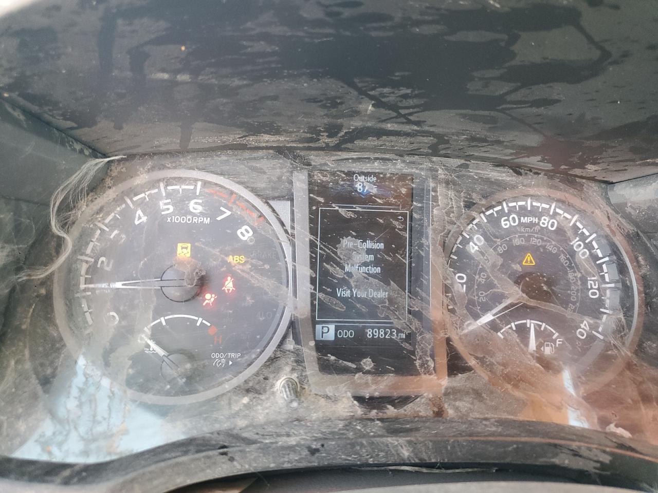 2019 Toyota Tacoma - zdjęcie 9