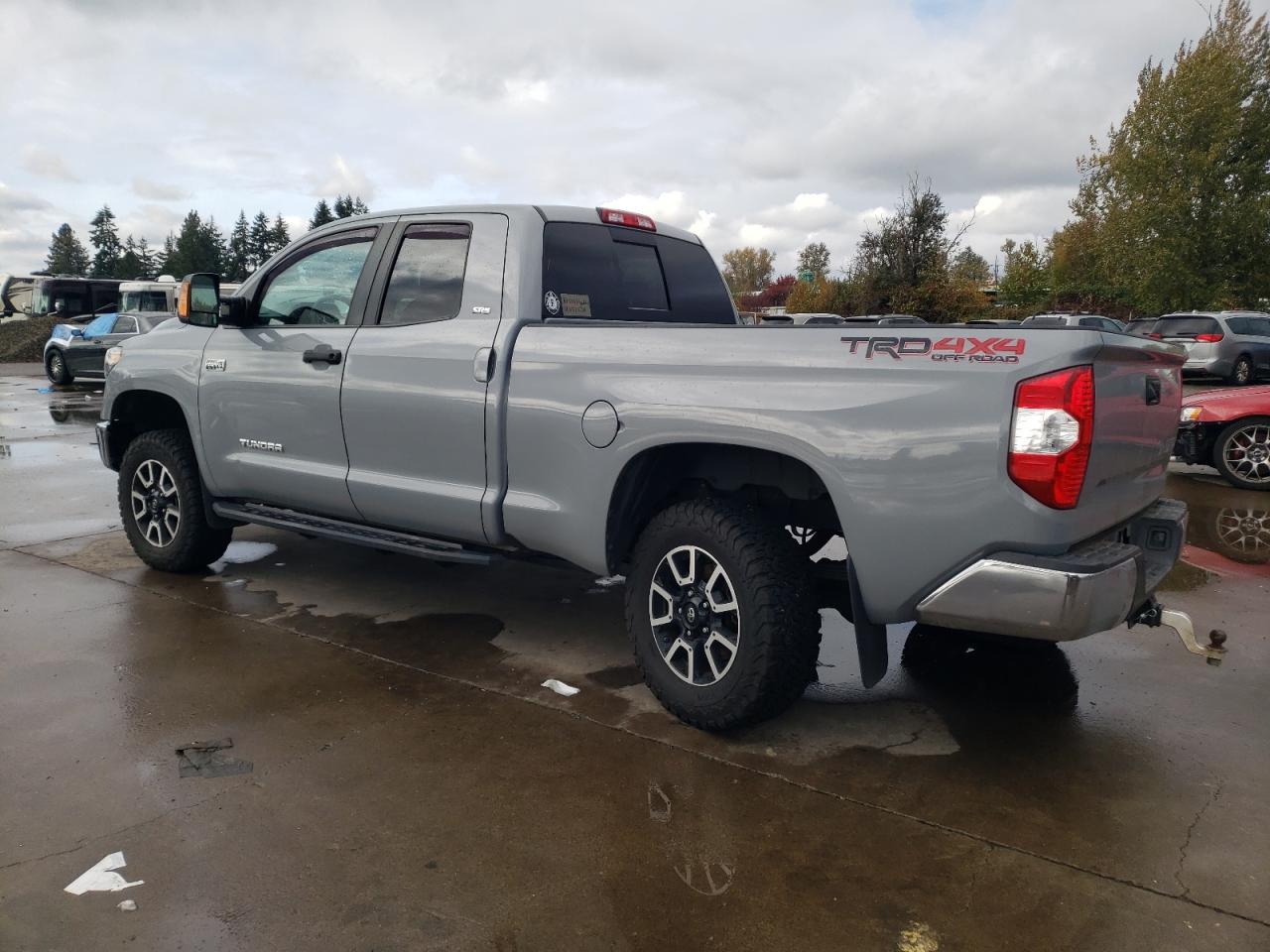 2018 Toyota Tundra - zdjęcie 2