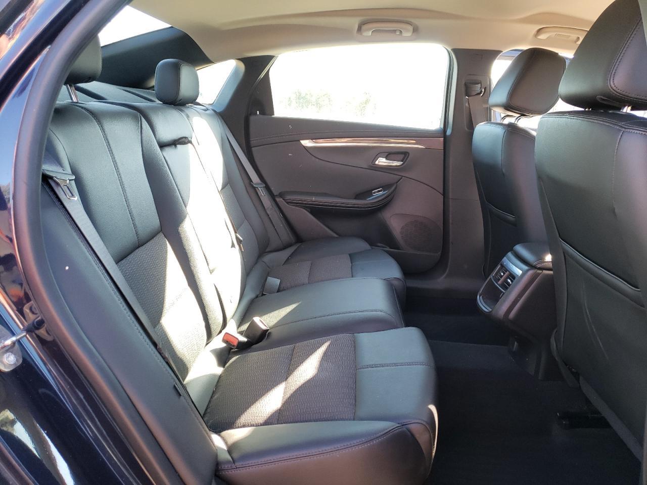 2019 Chevrolet Impala Lt - zdjęcie 10