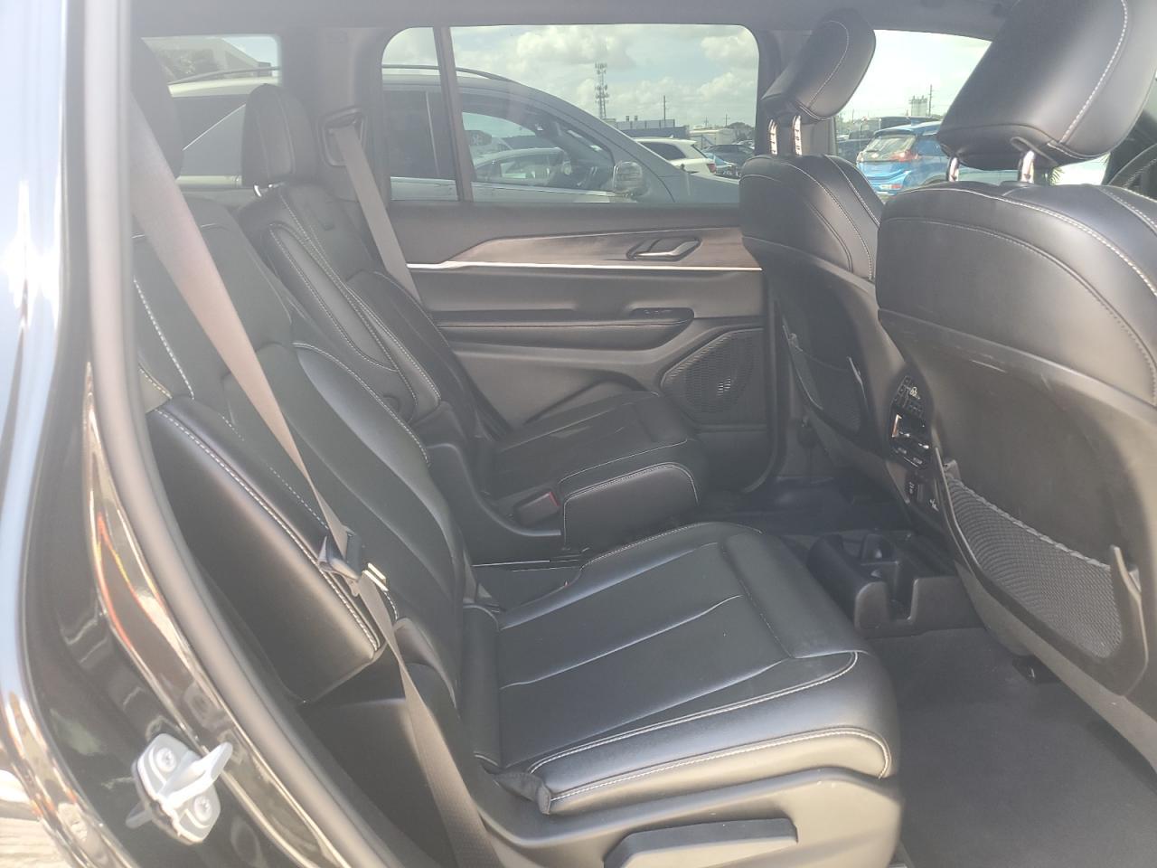 2024 Jeep Grand Cherokee L Limited - zdjęcie 11