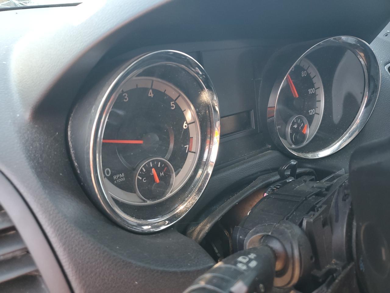 2015 Dodge Caravan - zdjęcie 9