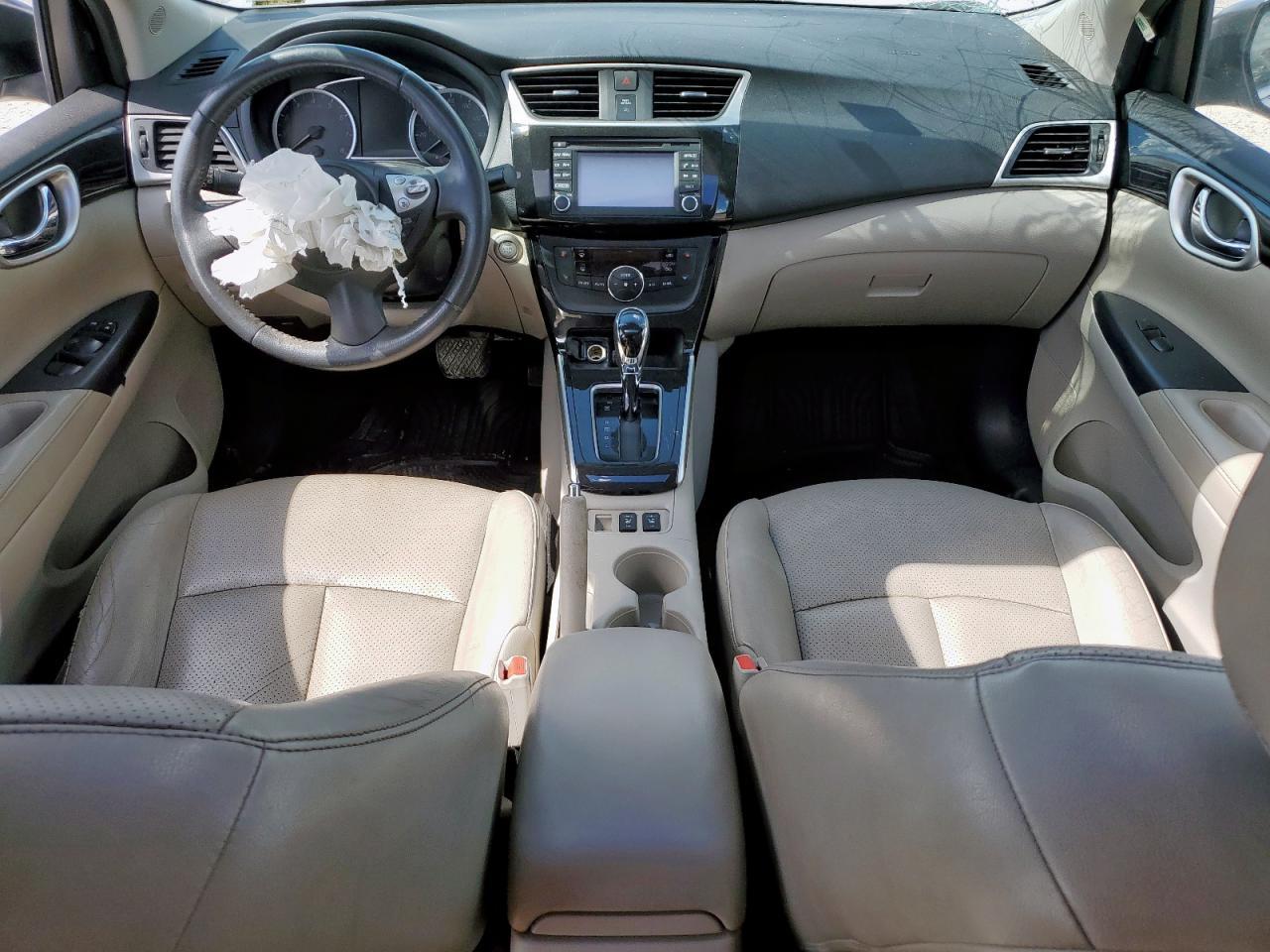 2016 Nissan Sentra - zdjęcie 8