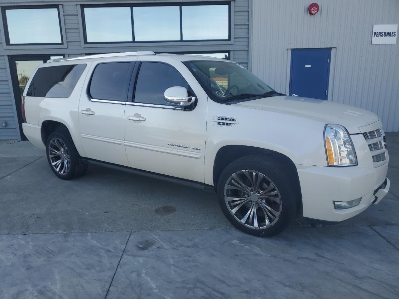 2013 Cadillac Escalade - zdjęcie 4