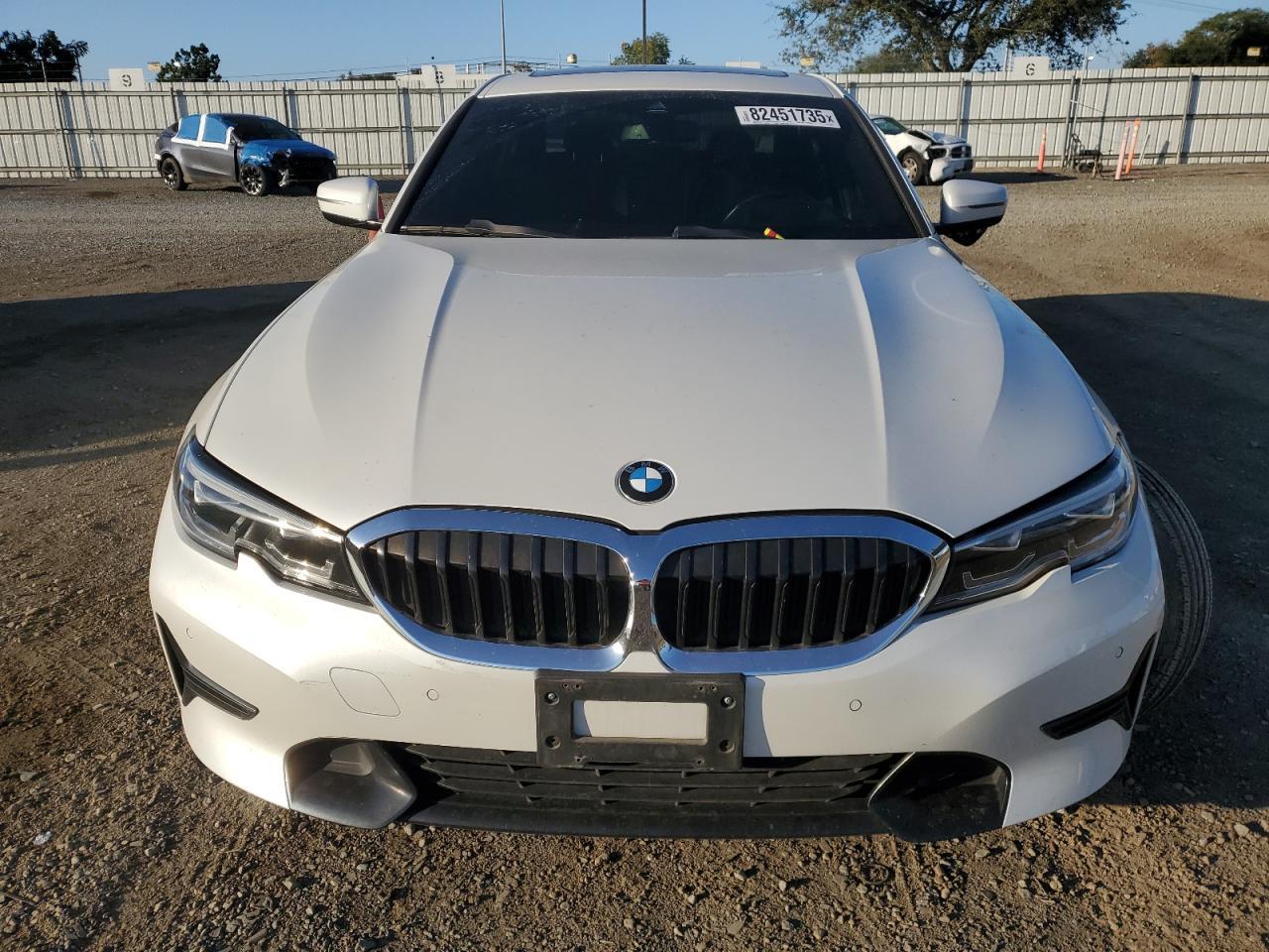 2019 BMW 330I - zdjęcie 5