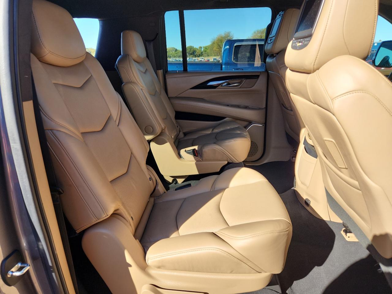 2019 Cadillac Escalade Esv Platinum - zdjęcie 11