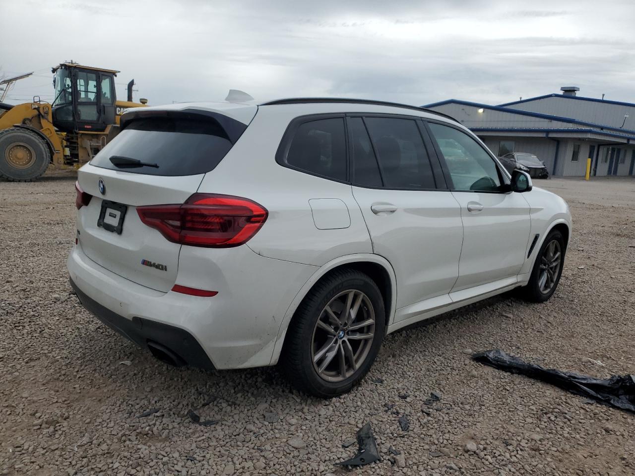 2021 BMW X3 xDrivem40I - zdjęcie 3