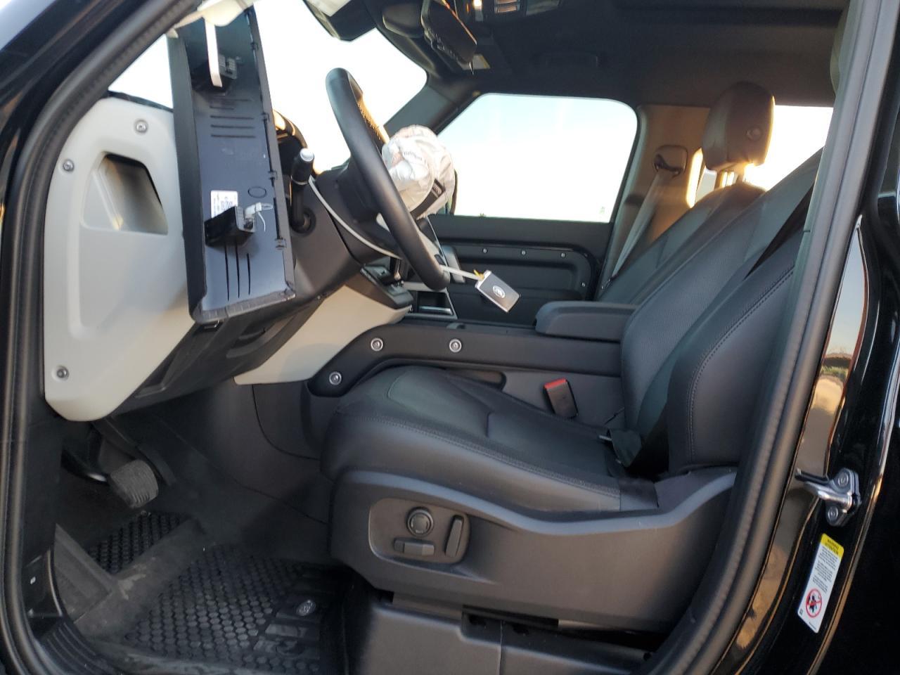2024 Land Rover Defender - zdjęcie 7