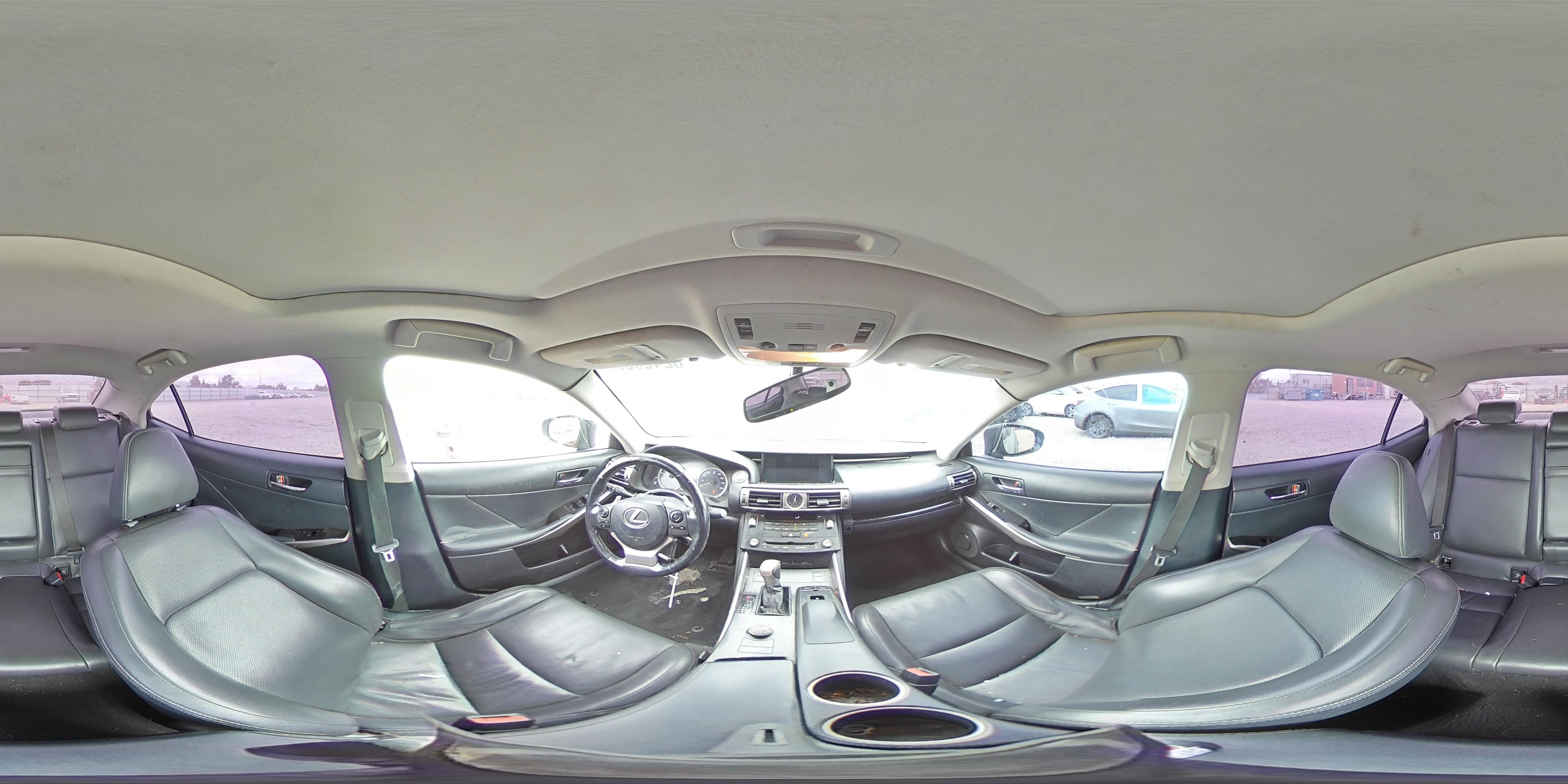 2016 Lexus IS - zdjęcie 14