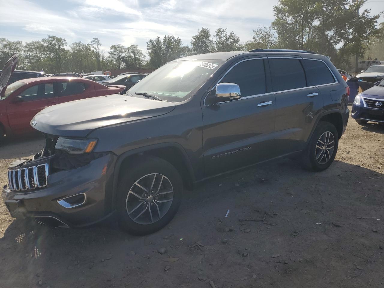 2018 Jeep Grand Cherokee - zdjęcie główne