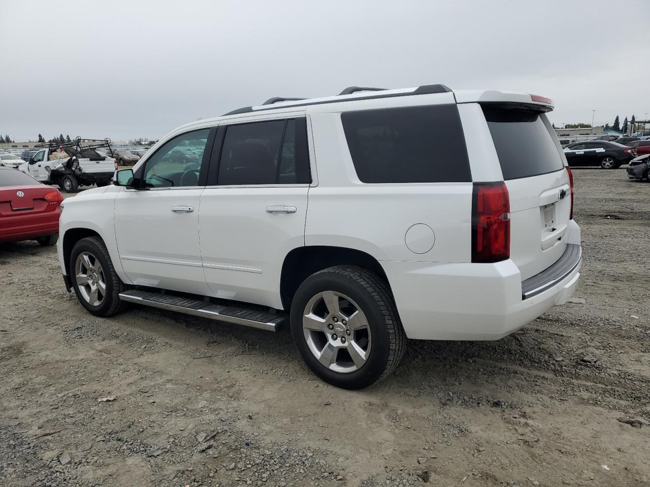 2017 Chevrolet Tahoe K1500 Premier - zdjęcie 2