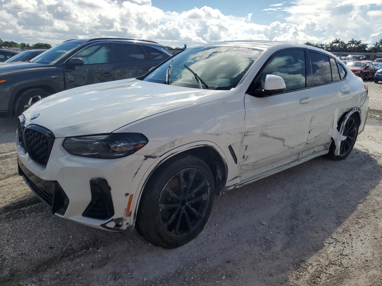 2023 BMW X4 xDrive30I - zdjęcie główne