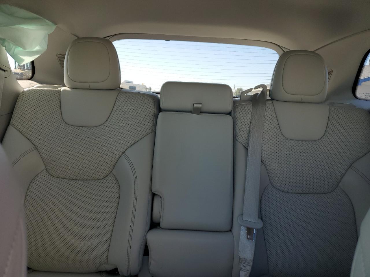 2020 Jeep Cherokee - zdjęcie 10